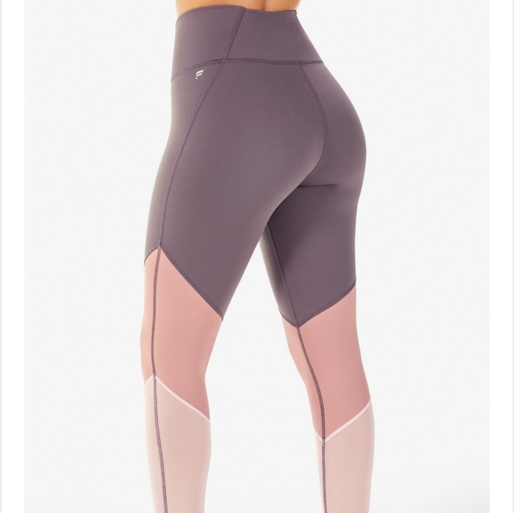 NWT Fabletics leggings